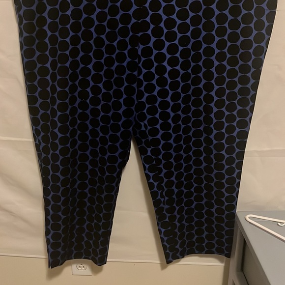 Lane Bryant ladies pant - Picture 2 of 5